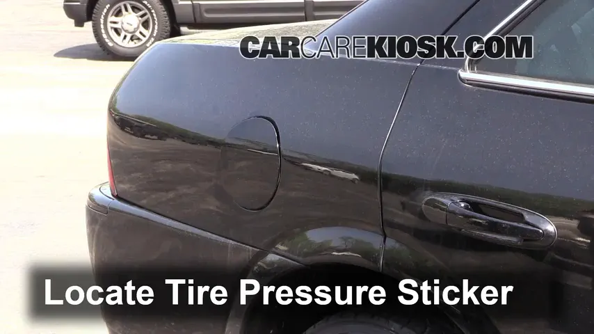 2004 Lincoln LS 3.0L V6 Tires & Wheels Check Tire Pressure